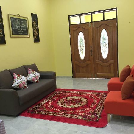 Homestay Talina Kuala Terengganu Exterior foto