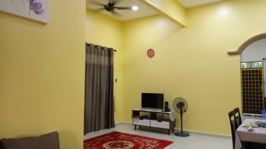 Homestay Talina Kuala Terengganu Exterior foto